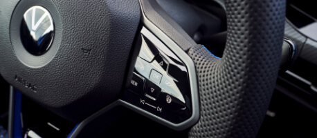 Steering Wheel Controls in 2023 Volkswagen Golf R