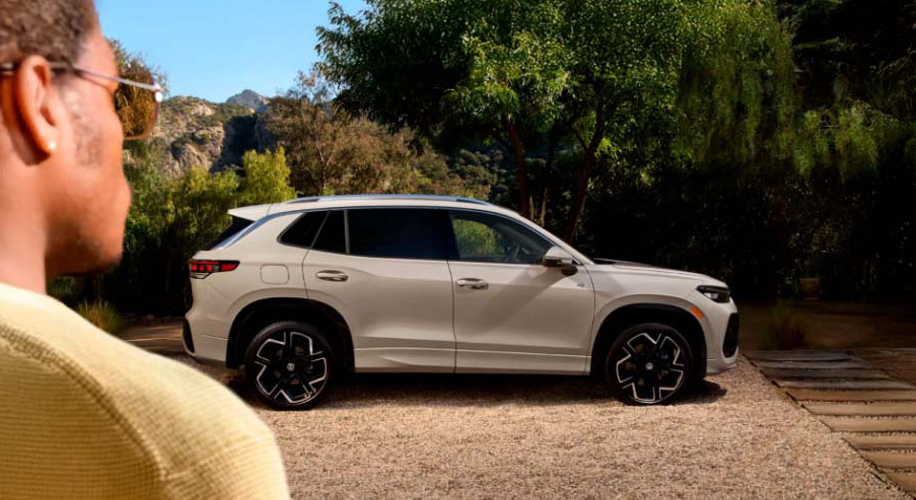 The 2025 volkswagen tiguan parked in a desert landscape