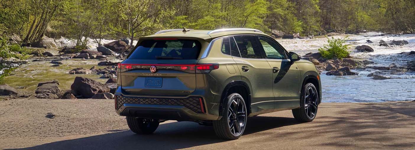 Detail shot of the black and silver alloy wheel on a 2025 volkswagen tiguan