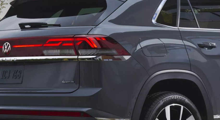 Rear view image of 2026 VW Atlas Cross Sport