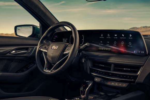 cadillac_digital_dashboard_and_steering_wheel_with_modern_interface_and_leather_interior